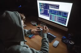 Google広告を悪用し、給与を横領するフィッシング攻撃