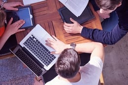 クロスサイトスクリプティング攻撃で個人情報を詐取する最新のフィッシング詐欺