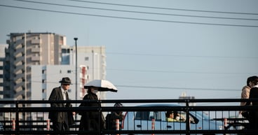 japan_outdoors_office_workers_1200x630